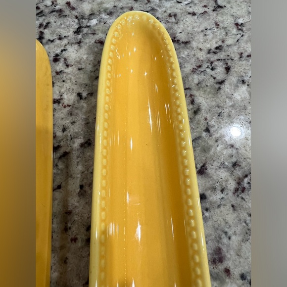 Great Value! 2 Style-Eyes brand Vintage Olive/Nut serving boats- excellent cond! - Picture 4 of 6